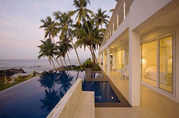 White Villa บาลาปิตียา ภายนอก รูปภาพ
